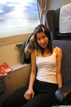 娇妻被3p的刺激在线观看