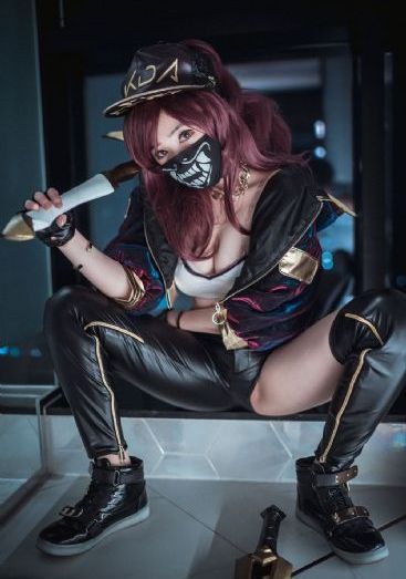 丰满巨胸的诱惑妇女免费观看