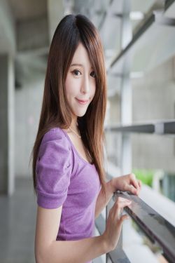 教授走一步撞一下苏冷韵