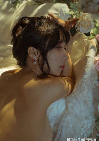 很黄很黄浸到湿的文案小说推荐