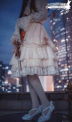 清纯校花和工地大叔