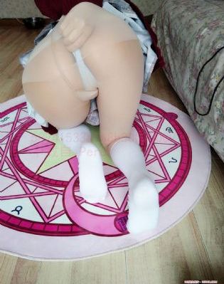 带娇妻参加群聚会