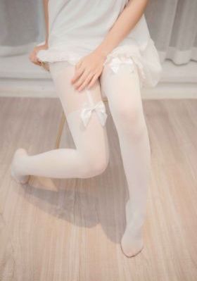 被霸总尿进小逼