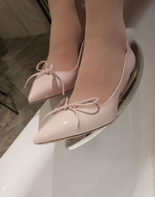 老乞丐玩她的奶子